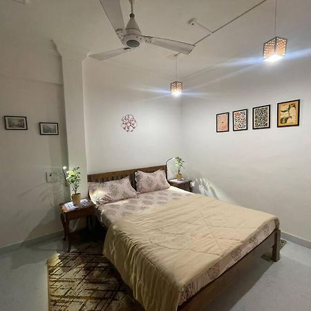 Bollywood Boulevard Independent Villa Mumbai Luaran gambar