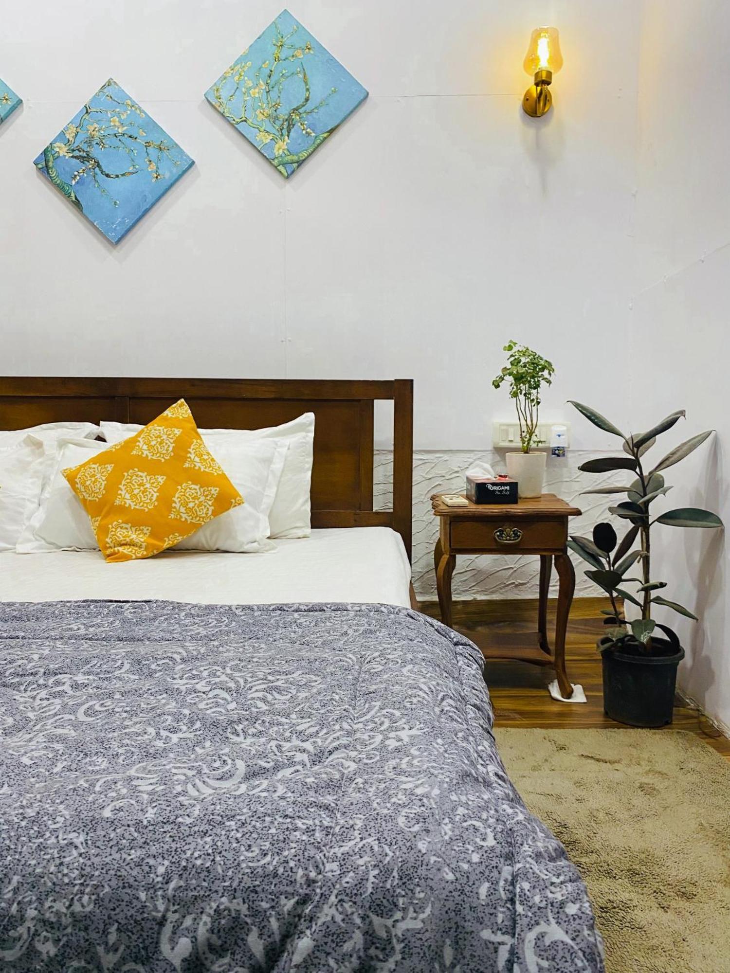 Bollywood Boulevard Independent Villa Mumbai Luaran gambar